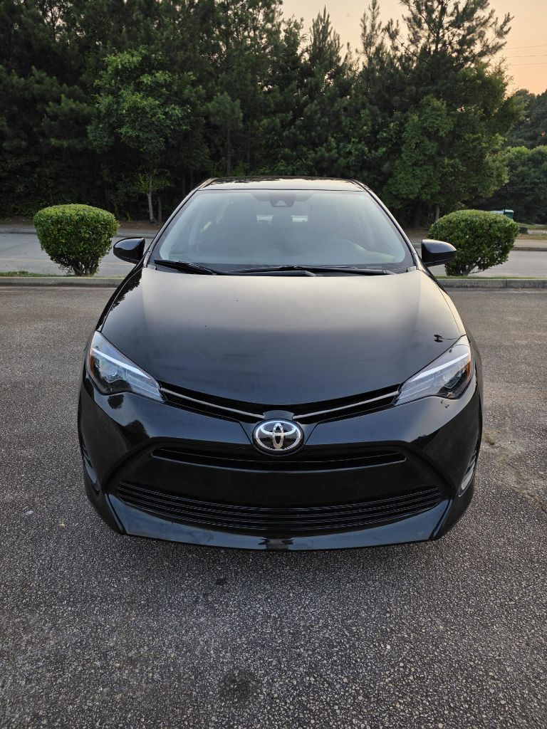 2019 Toyota Corolla LE photo