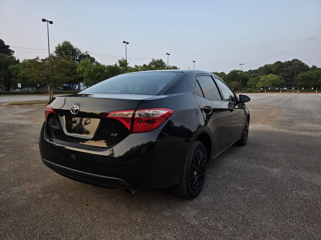 2019 Toyota Corolla LE photo