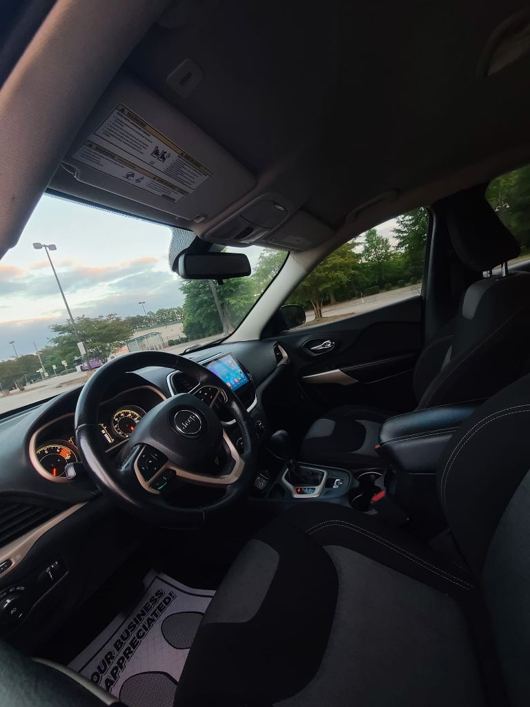 2018 Jeep Cherokee Latitude photo