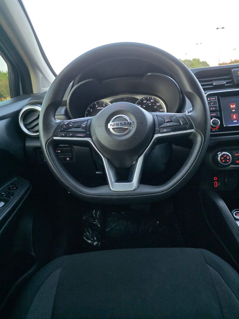 2020 Nissan Versa S photo