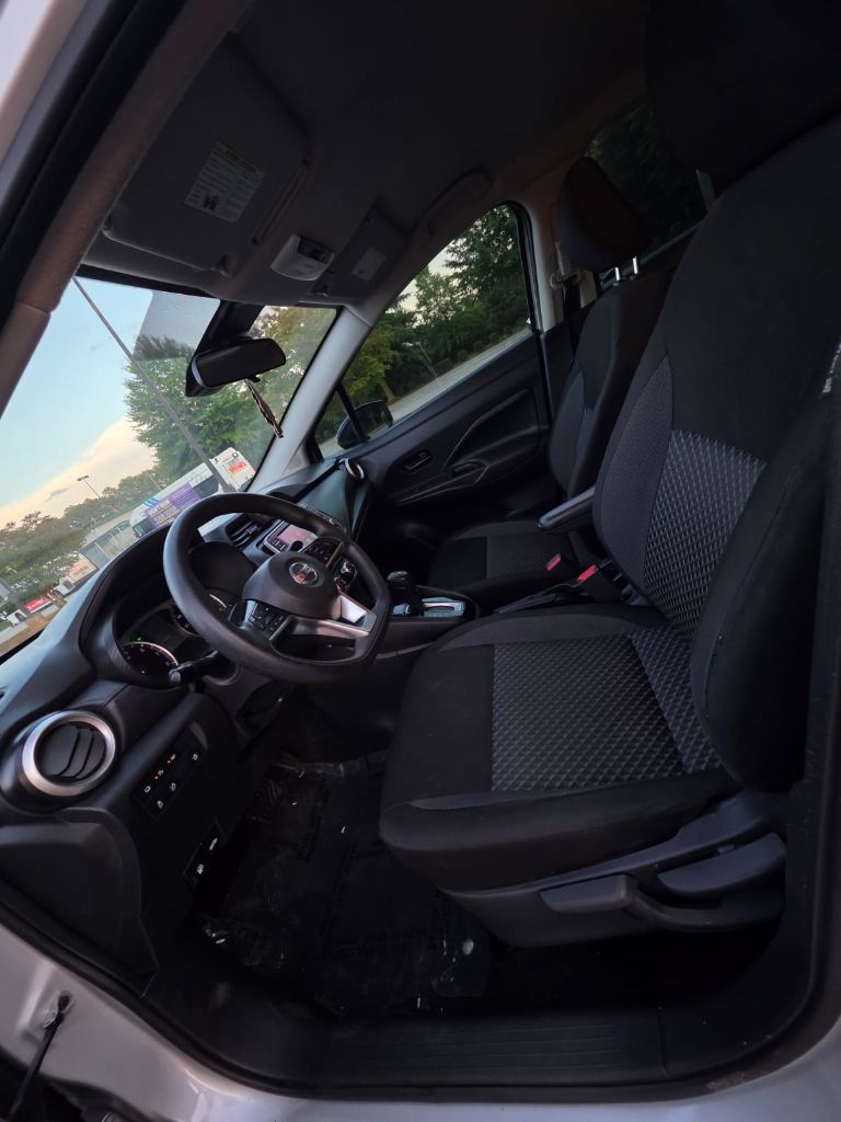 2020 Nissan Versa S photo
