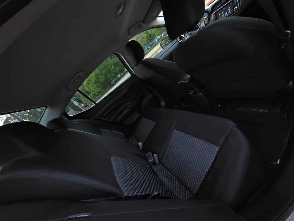 2020 Nissan Versa S photo