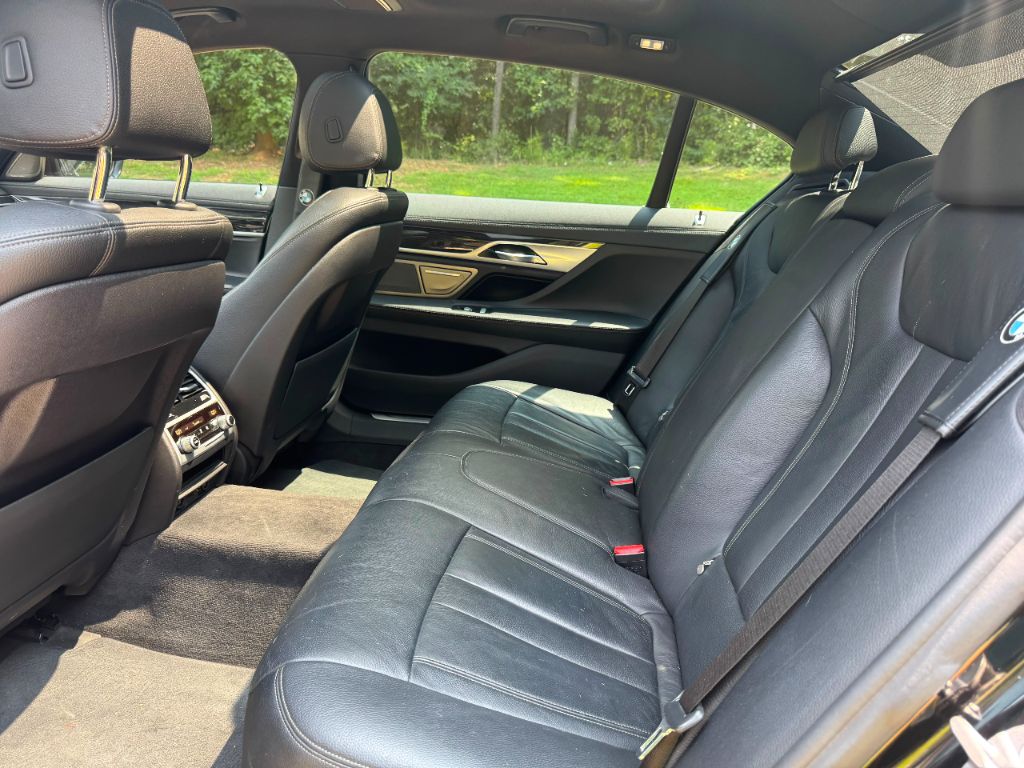 2019 BMW 740i - $14,999