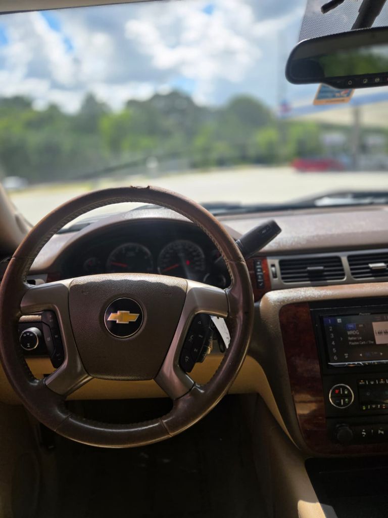 2014 Chevrolet Silverado - $22,999
