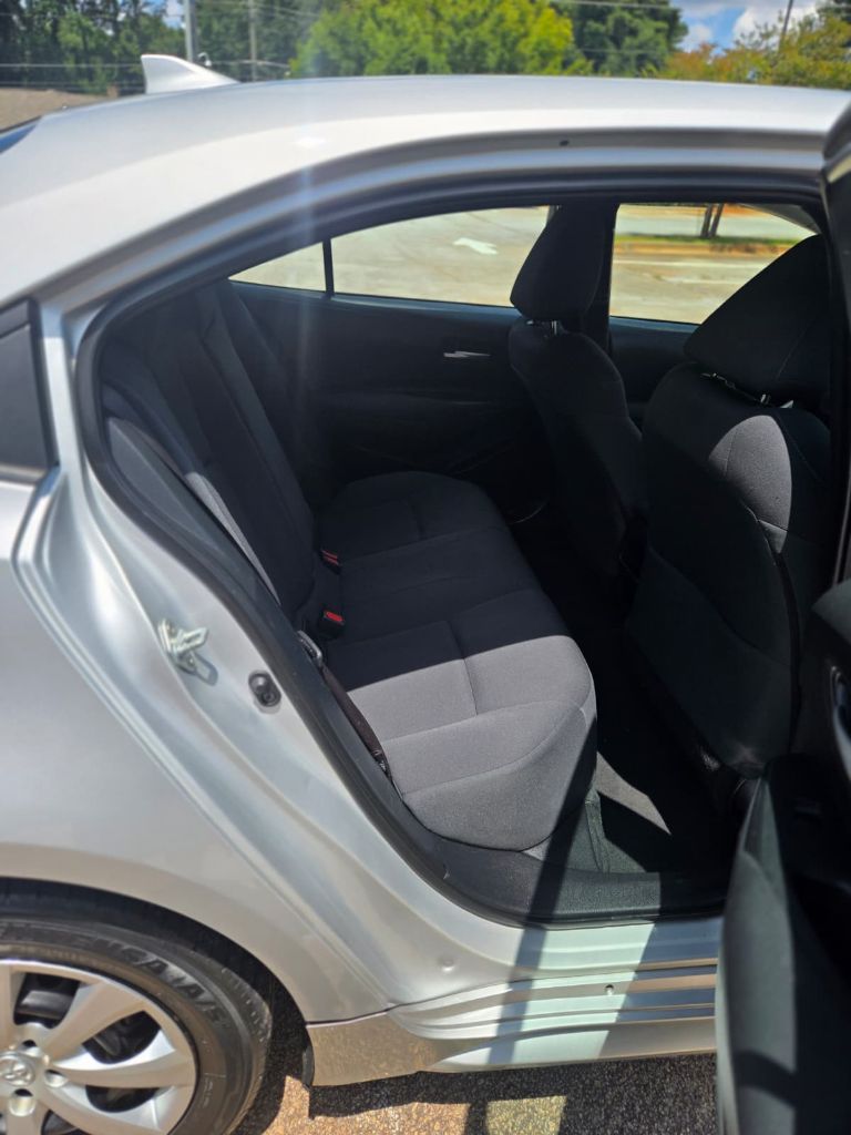 2021 Toyota Corolla - $14,000