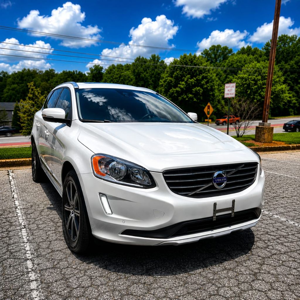 2016 Volvo XC60 - $9,800