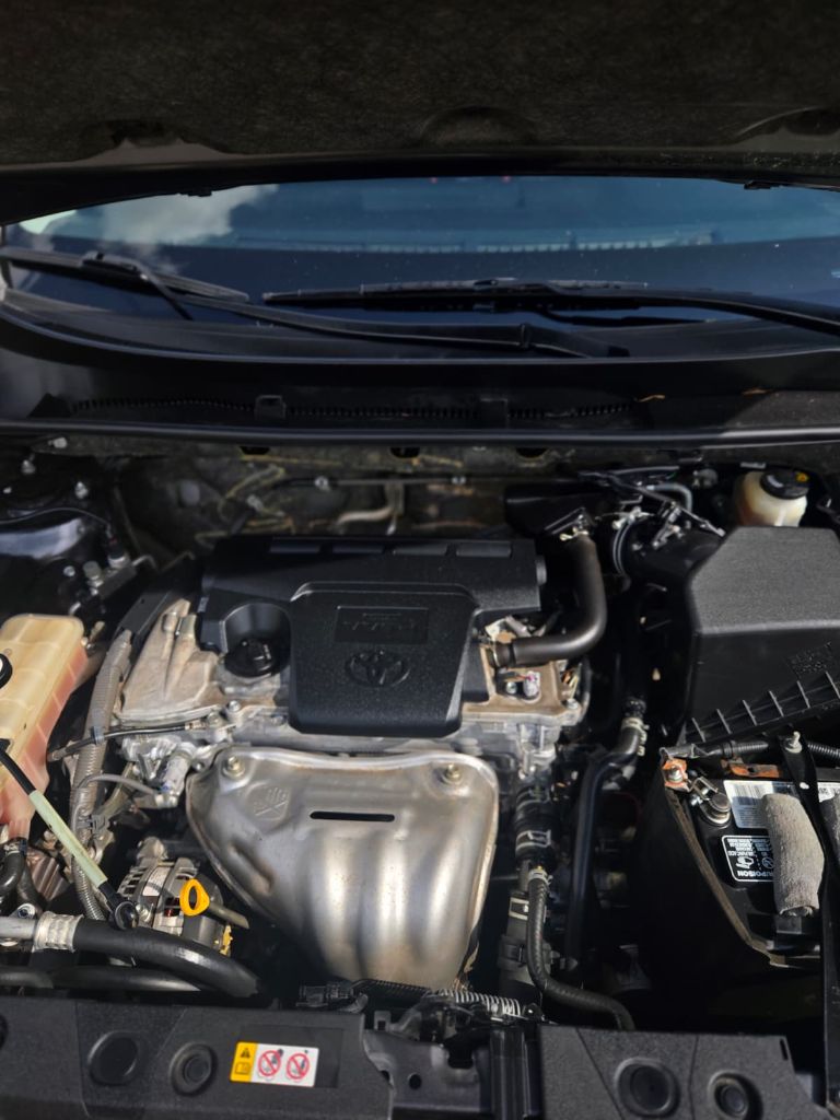 2018 Toyota RAV4 - $11,500