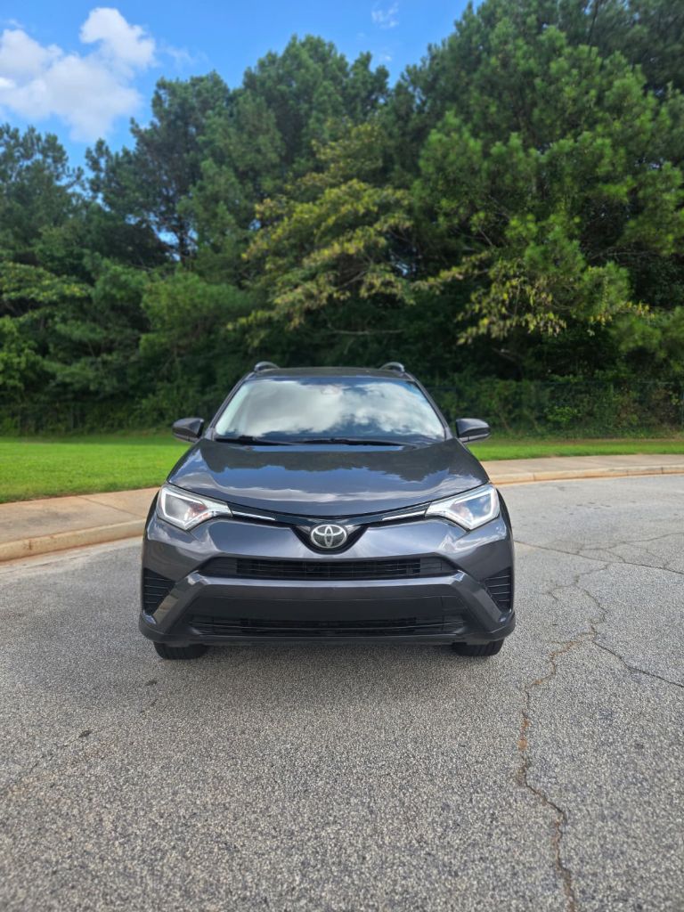 2018 Toyota RAV4 - $11,500