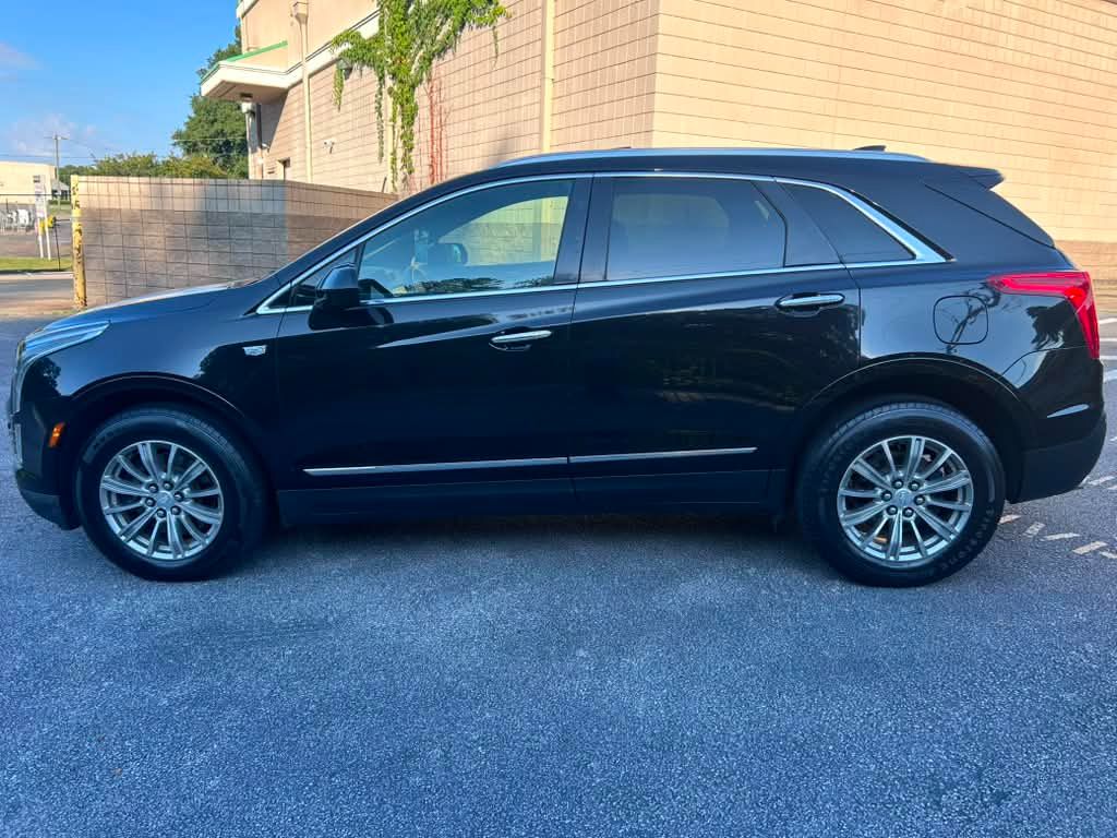 2017 Cadillac XT5 - $13,000