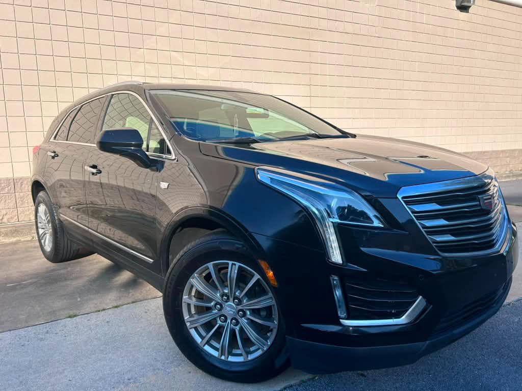 2017 Cadillac XT5 - $13,000