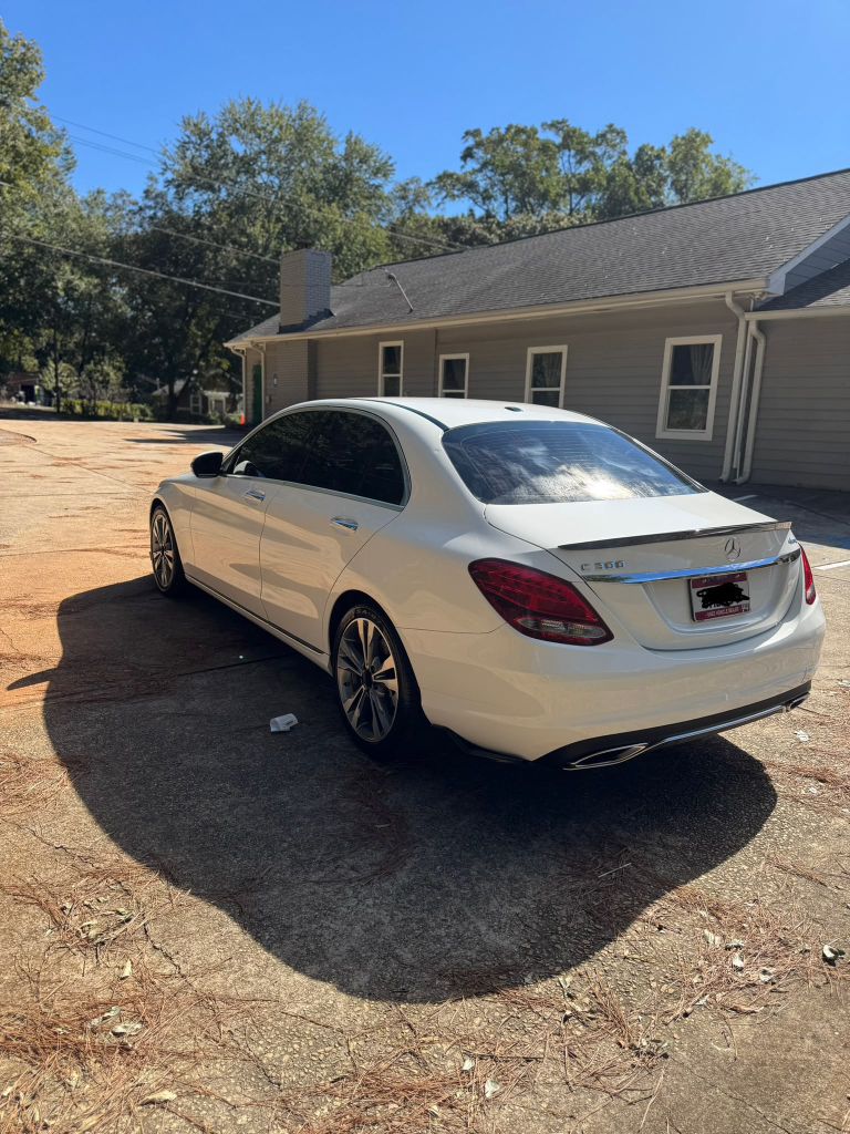 2016 Mercedes-Benz C-Class - $10,000
