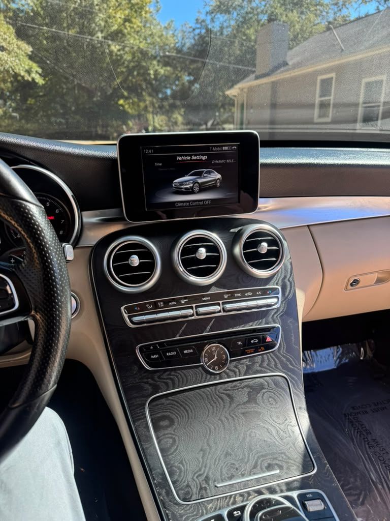 2016 Mercedes-Benz C-Class - $10,000