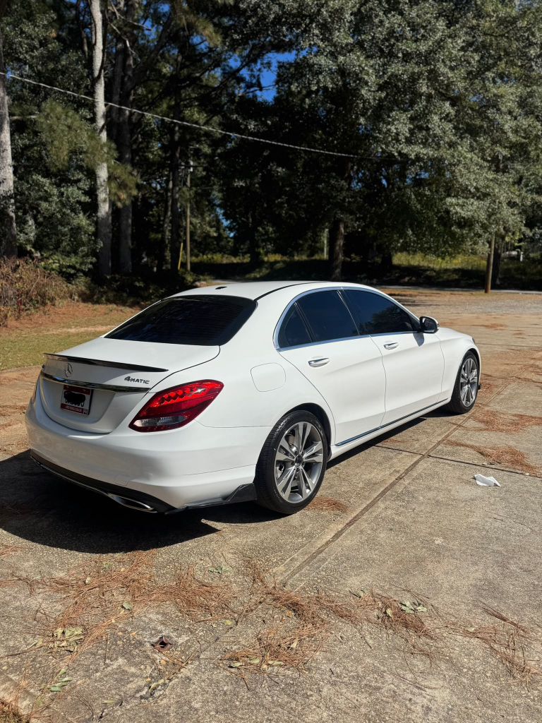 2016 Mercedes-Benz C-Class - $10,000