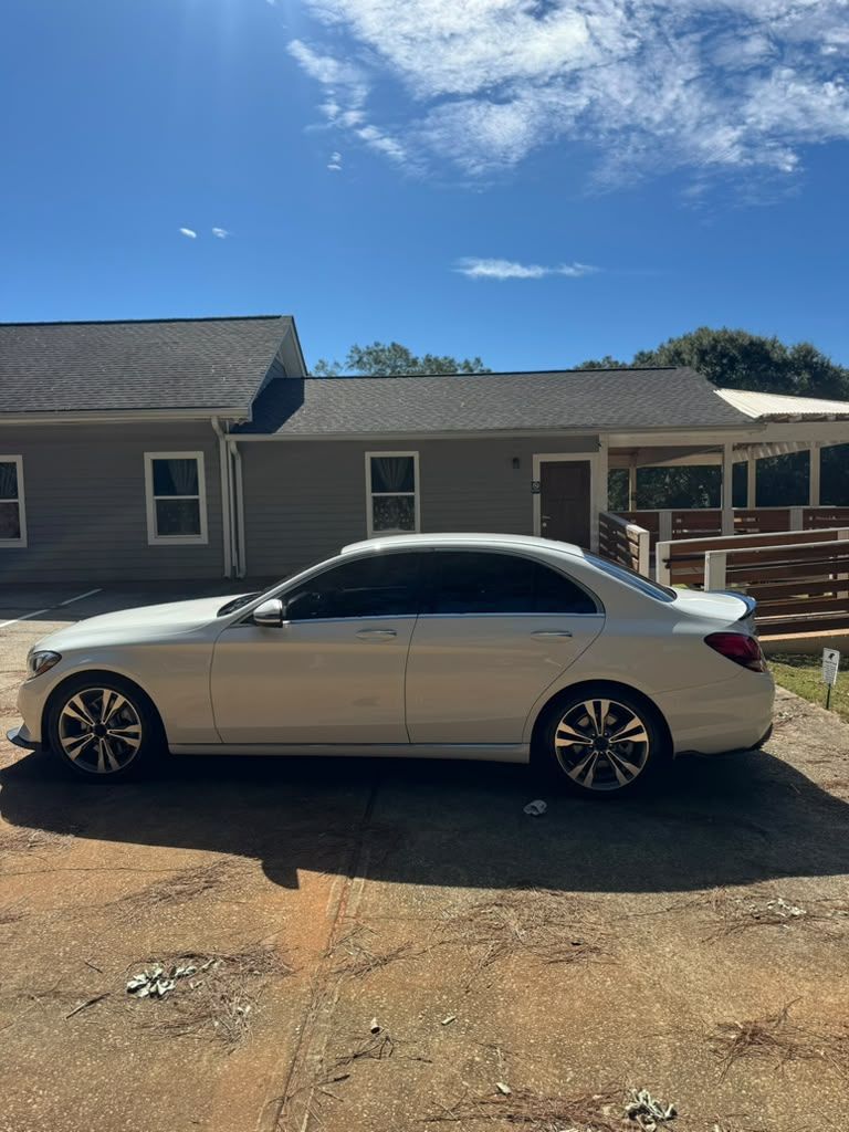 2016 Mercedes-Benz C-Class - $10,000