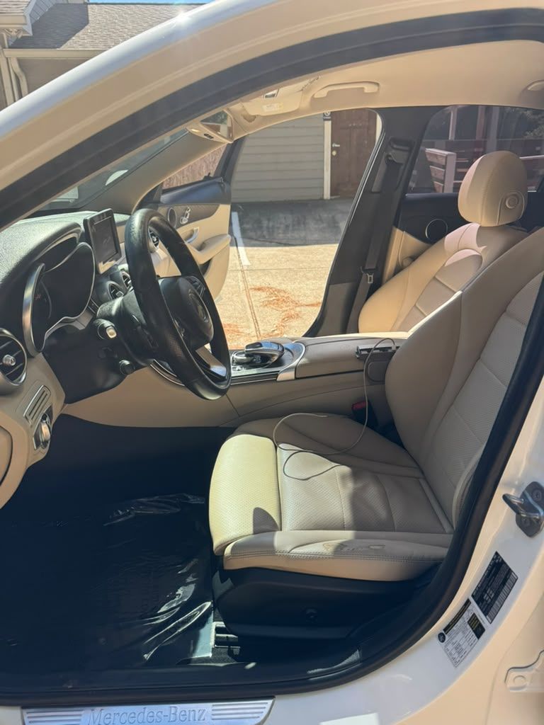 2016 Mercedes-Benz C-Class - $10,000