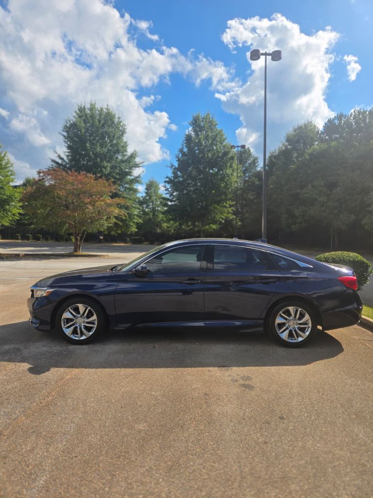 2019 Honda Accord - $14,200