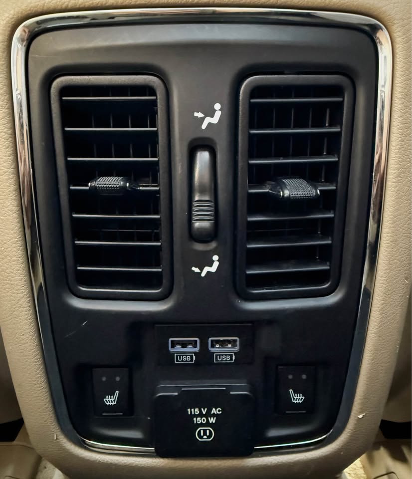 2014 Jeep Grand Cherokee Overland photo