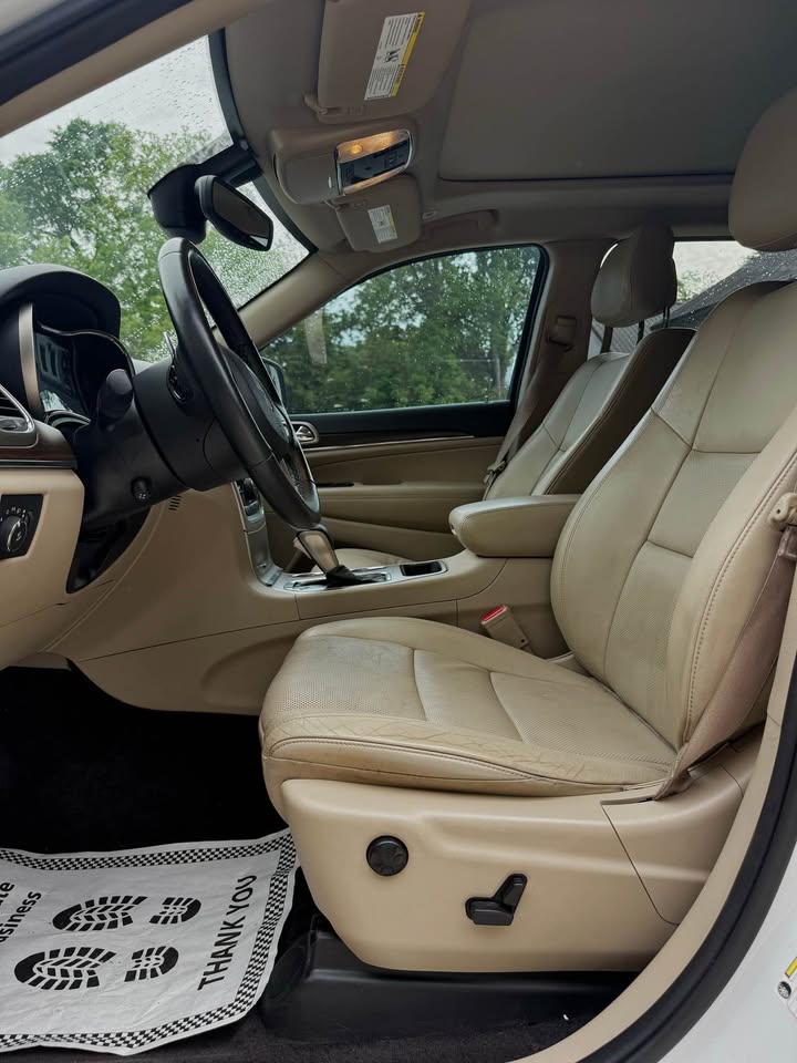 2017 Jeep Grand Cherokee Limited photo