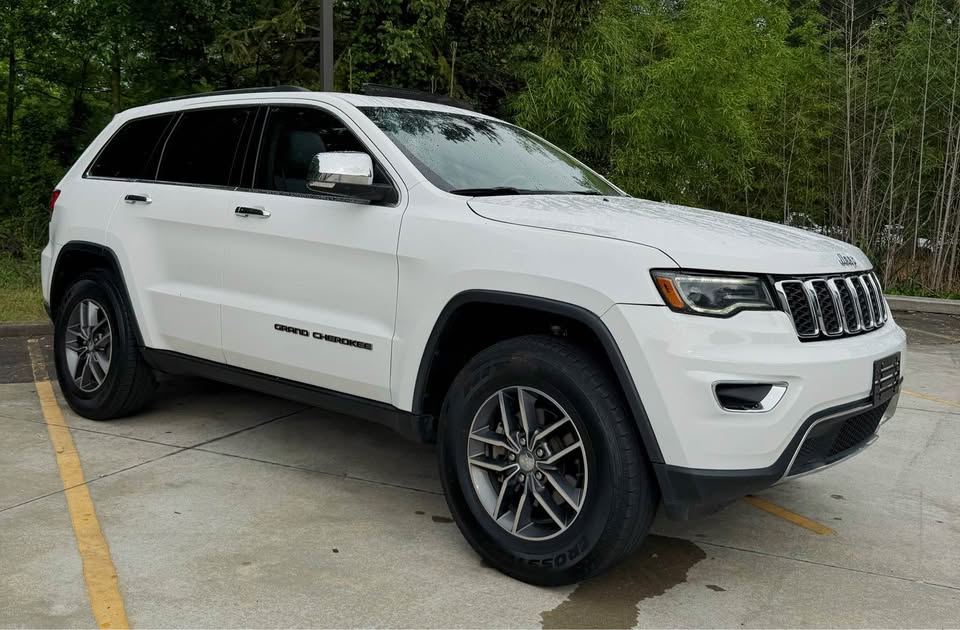 2017 Jeep Grand Cherokee Limited photo