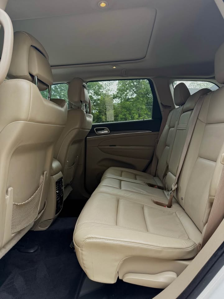 2017 Jeep Grand Cherokee Limited photo