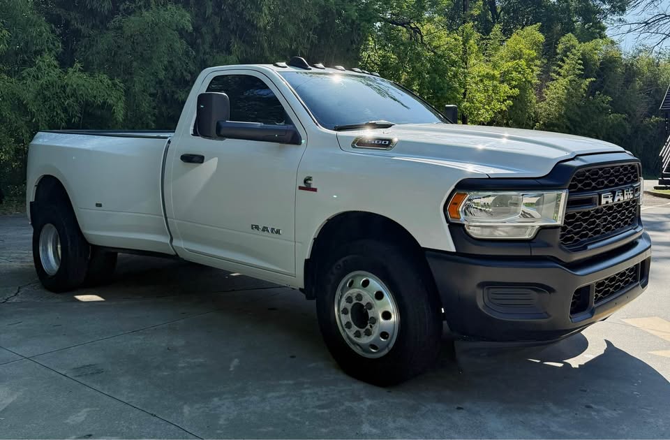 2021 RAM 3500 Tradesman photo