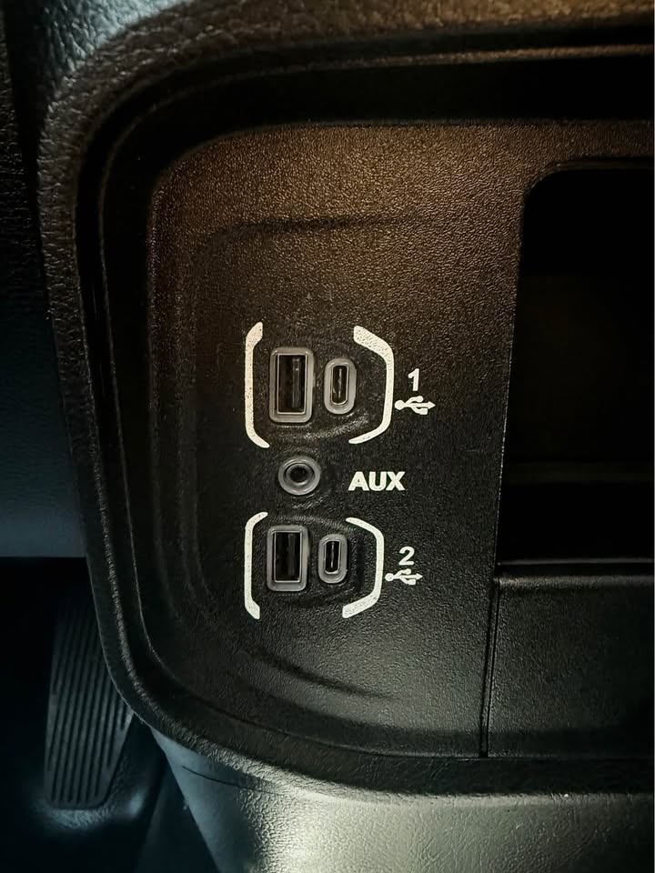 2021 RAM 3500 Tradesman photo