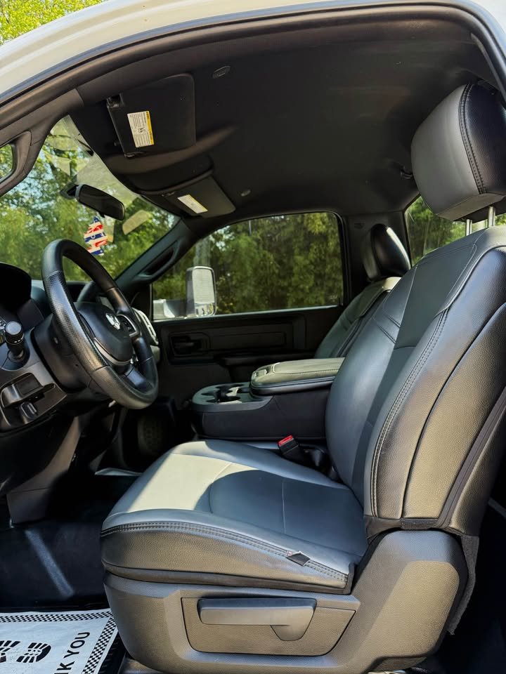 2021 RAM 3500 Tradesman photo