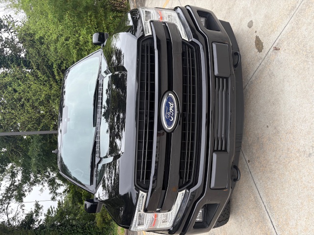 2020 Ford F150 Lariat photo