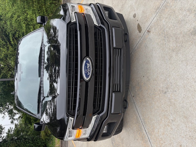 2020 Ford F150 Lariat photo