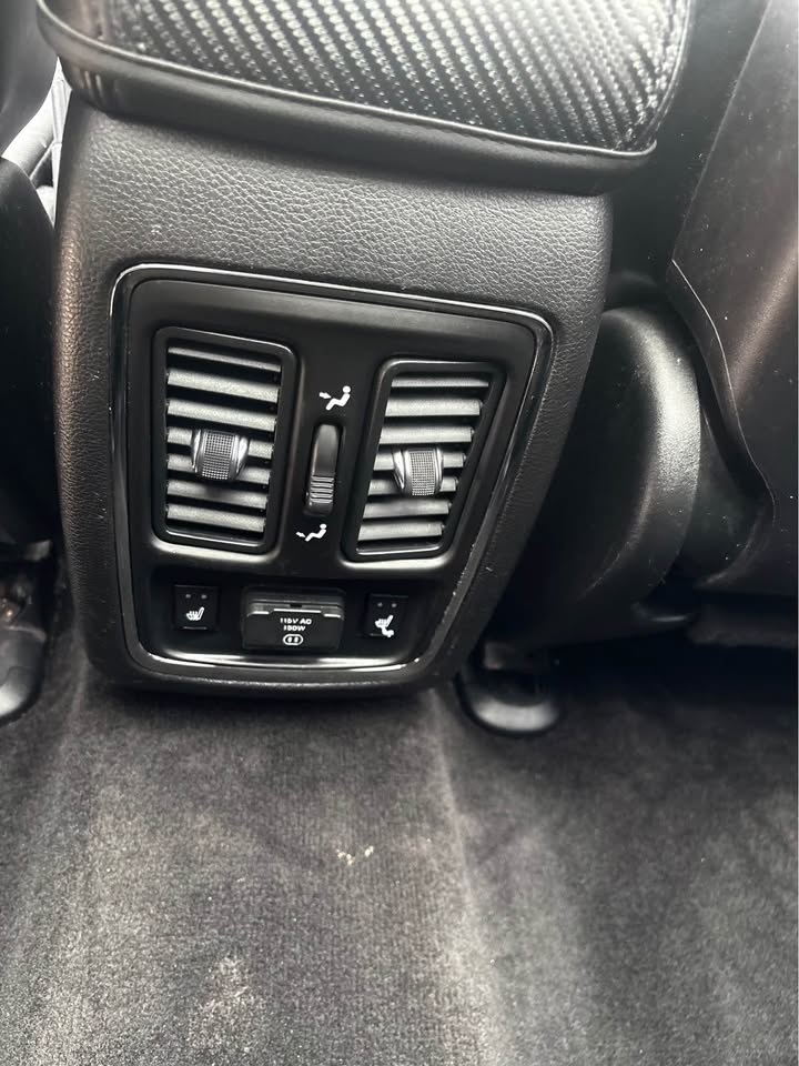 2011 Jeep Cherokee - $5,500