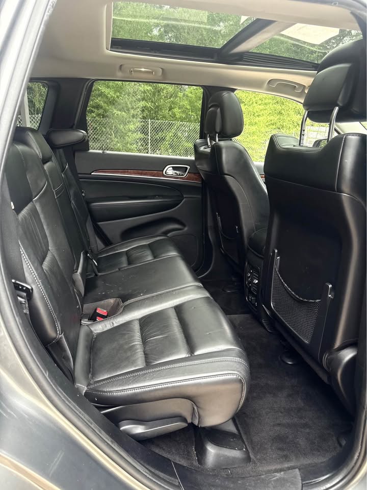 2011 Jeep Cherokee - $5,500