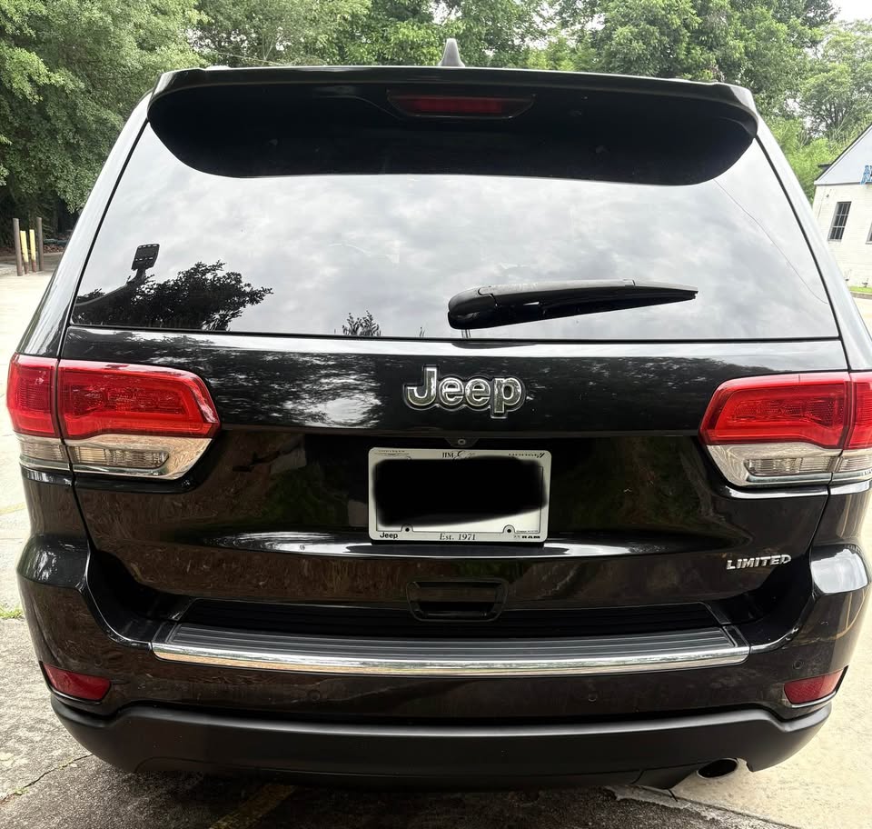 2015 Jeep Cherokee - $12,999