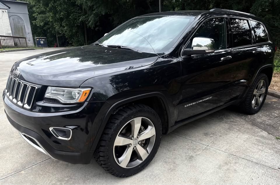 2015 Jeep Cherokee - $12,999