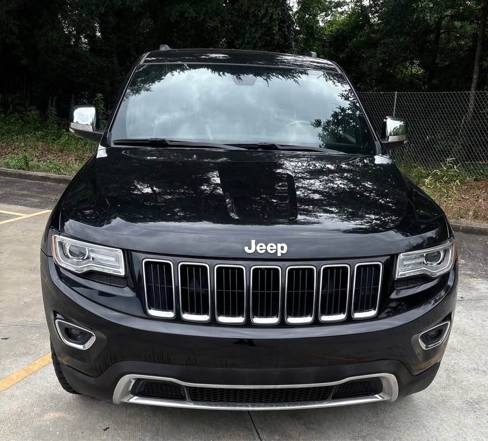 2015 Jeep Cherokee - $12,999