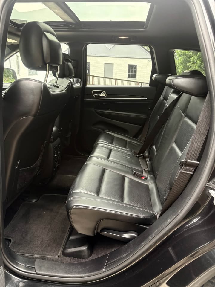 2015 Jeep Cherokee - $12,999