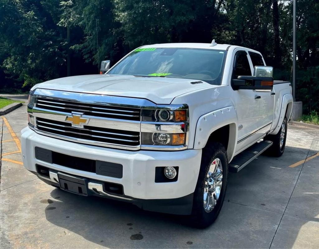 2016 Chevrolet Silverado - $28,999
