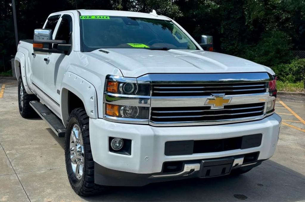 2016 Chevrolet Silverado - $28,999