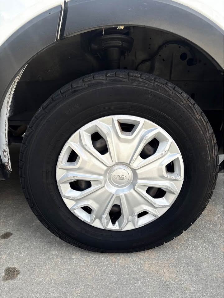 2019 Ford Transit - $18,500