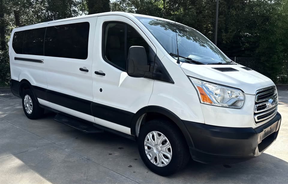 2019 Ford Transit - $18,500