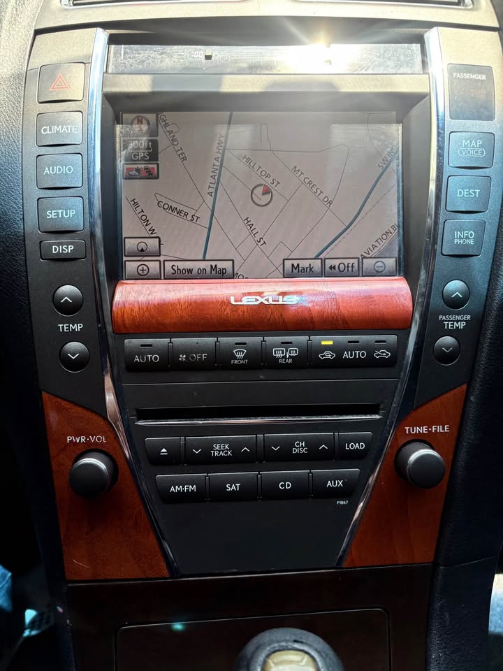 2010 Lexus ES - $8,600