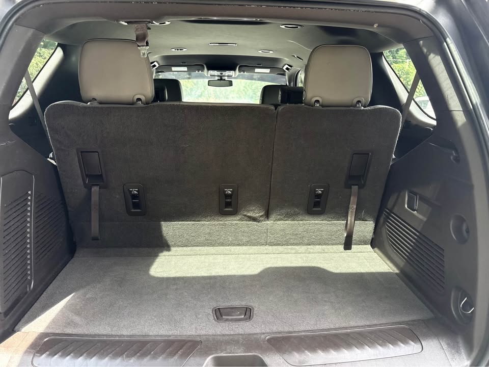 2021 Chevrolet Tahoe - $32,999