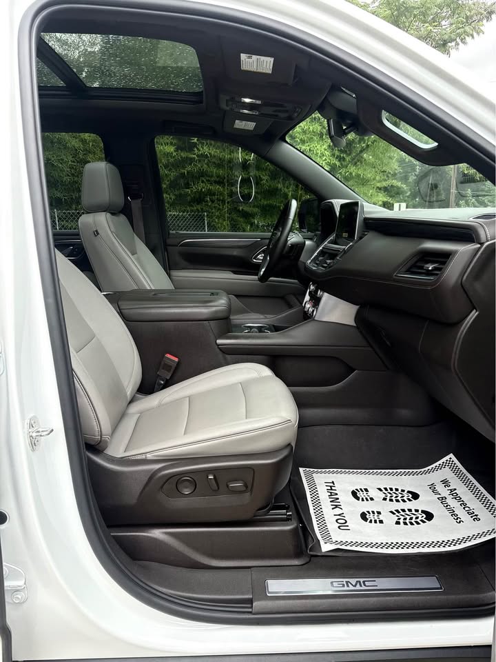 2023 GMC Yukon - $35,400