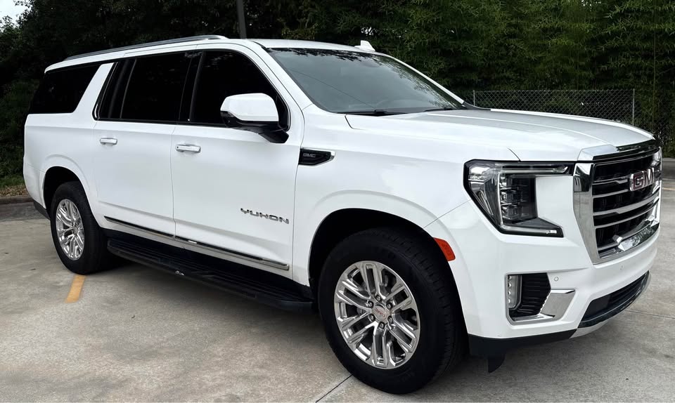 2023 GMC Yukon - $35,400