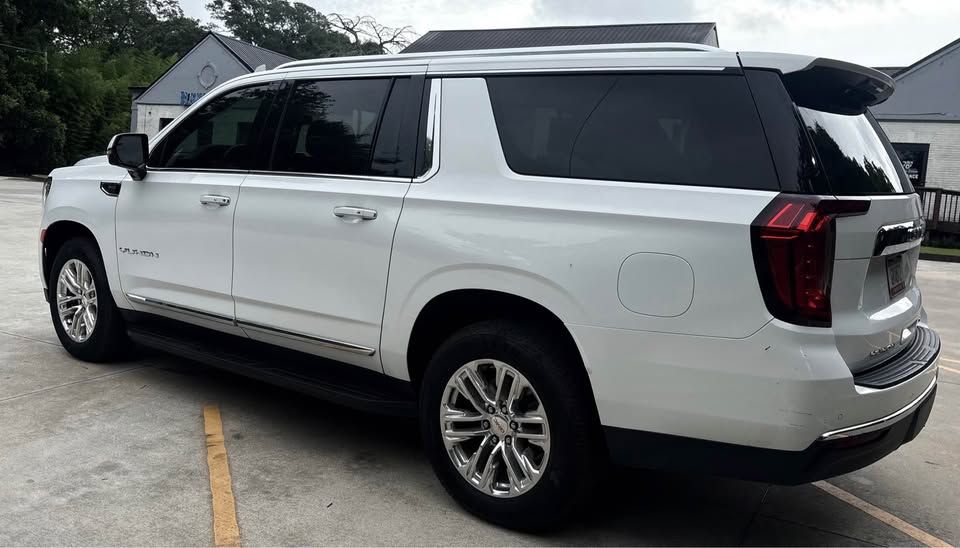 2023 GMC Yukon - $35,400