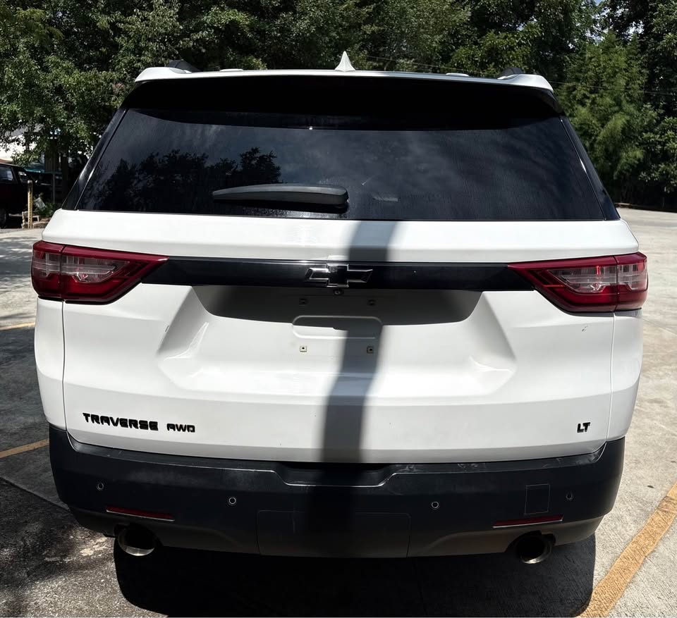 2020 Chevrolet Traverse - $9,999
