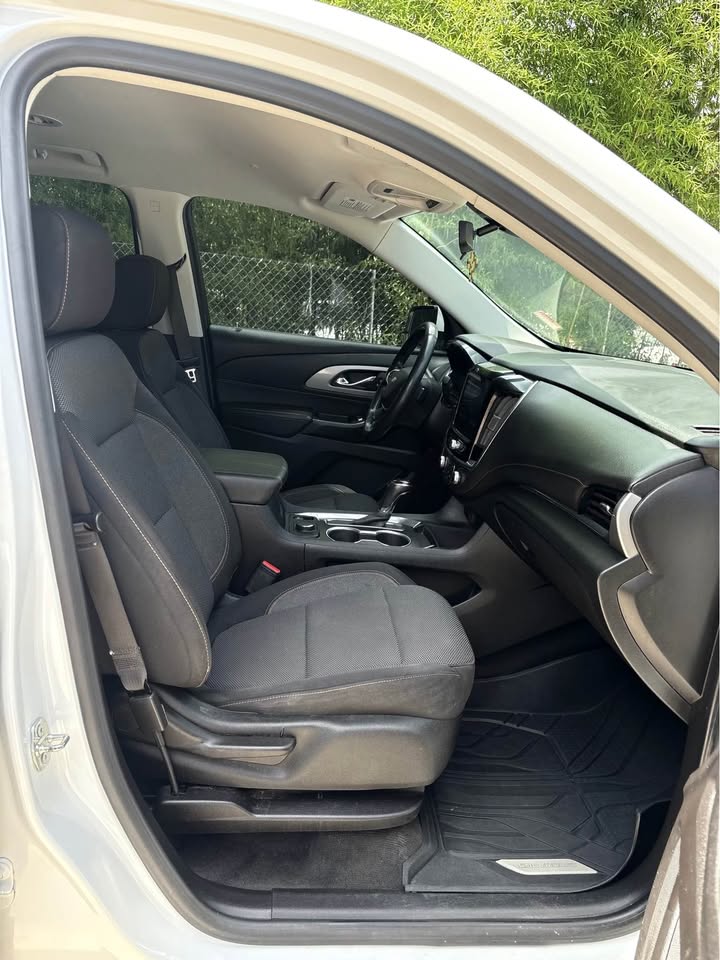 2020 Chevrolet Traverse - $9,999