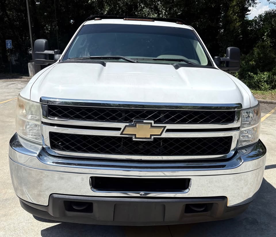 2011 Chevrolet Silverado - $12,999