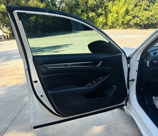 2021 Honda Accord - $17,999