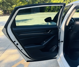 2021 Honda Accord - $17,999