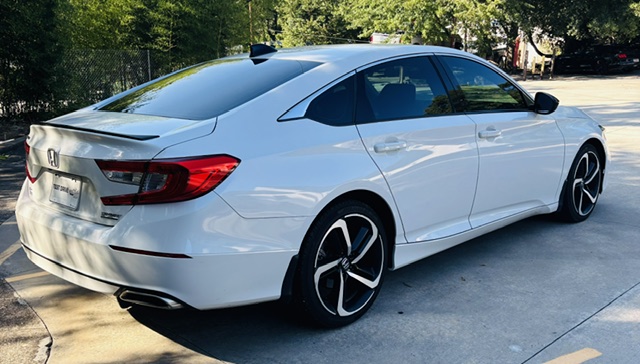 2021 Honda Accord - $17,999